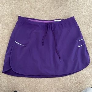 women’s purple Nike skort size small